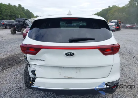 2020 Kia Sportage Lx z USA, uszkodzony, nr VIN KNDPMCAC3L7787566